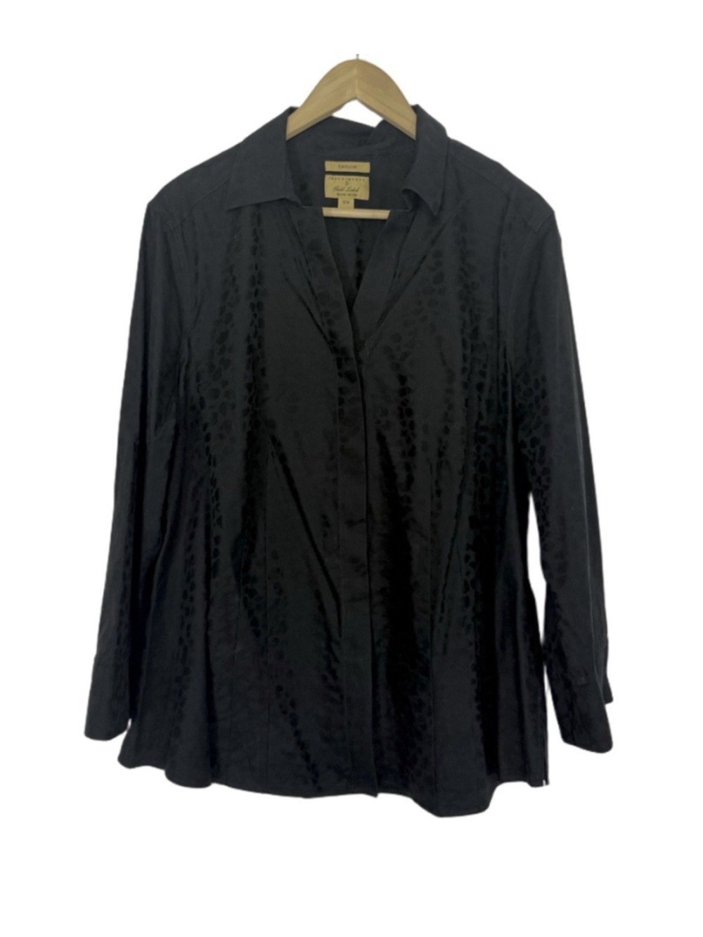 Taylor Investments Gold Label Dress Shirt Women 16W Black Animal Print Non Iron